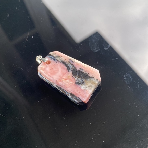Rhodonite and sterling silver pendant - Picture 5 of 5